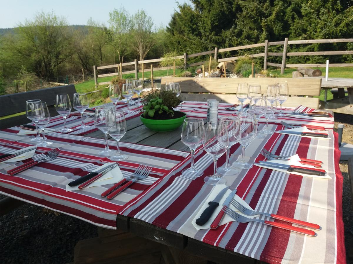 Auberge "La Fourchette Paysanne" Dochamps Esterno foto